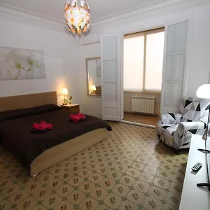 Habitación en casa particular Gran Via, Barcelona