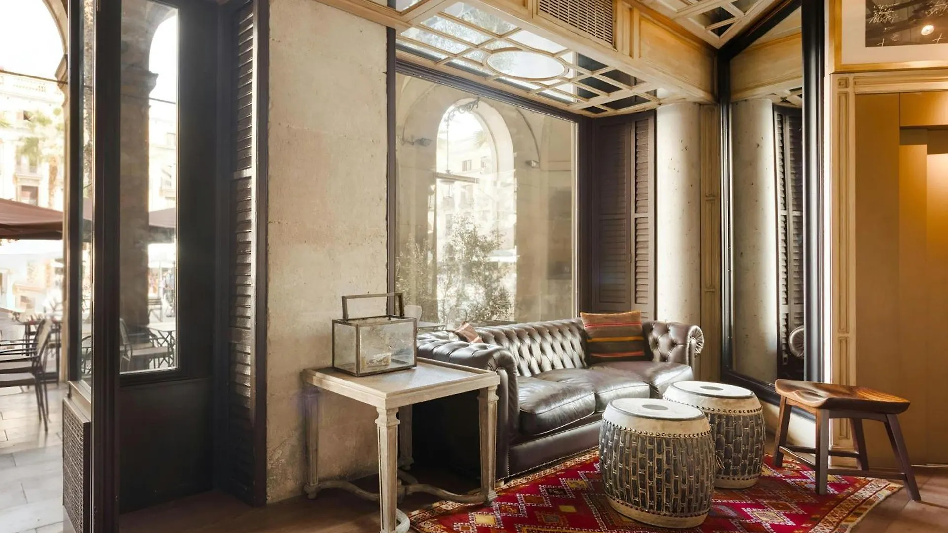 ברצלונה Do Placa Reial Hotel Gothic Quarter, Sonder By Marriott Bonvoy