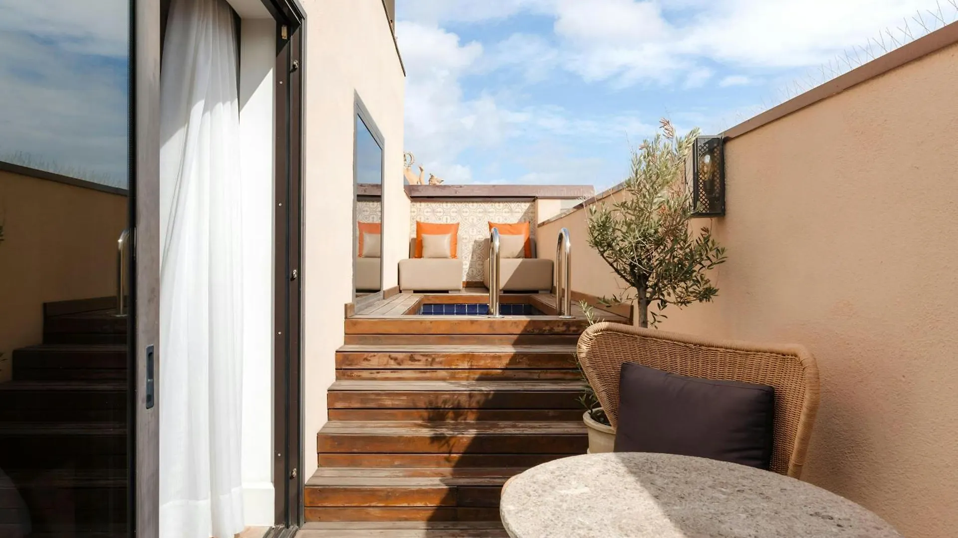 Do Placa Reial Hotel Gothic Quarter, Sonder By Marriott Bonvoy Barcelona