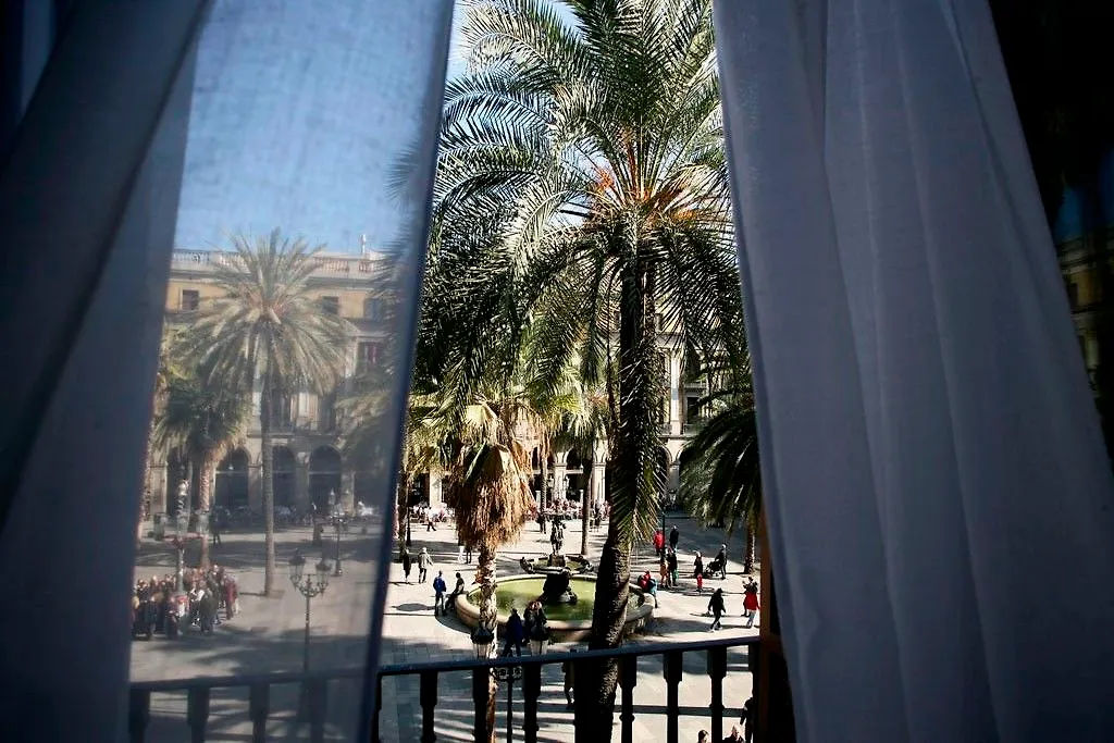 ברצלונה Do Placa Reial Hotel Gothic Quarter, Sonder By Marriott Bonvoy