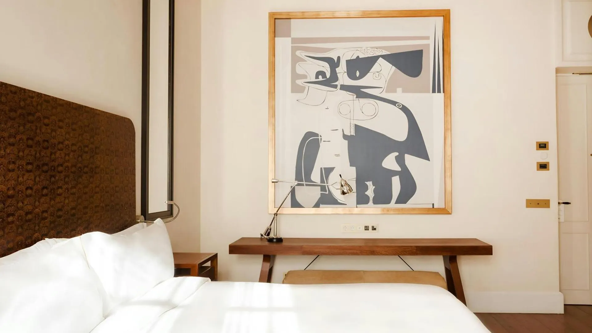 *****  Do Placa Reial Hotel Gothic Quarter, Sonder By Marriott Bonvoy Barcelona Spanien