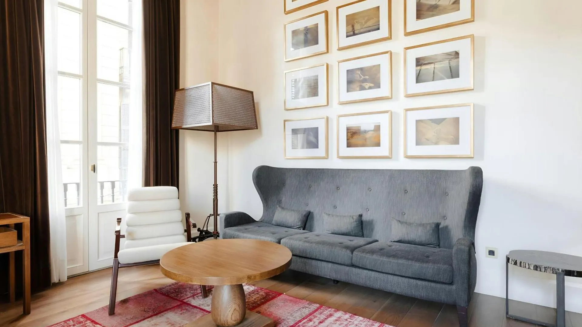 Do Placa Reial Hotel Gothic Quarter, Sonder By Marriott Bonvoy Barcelona 5*,  Spanien