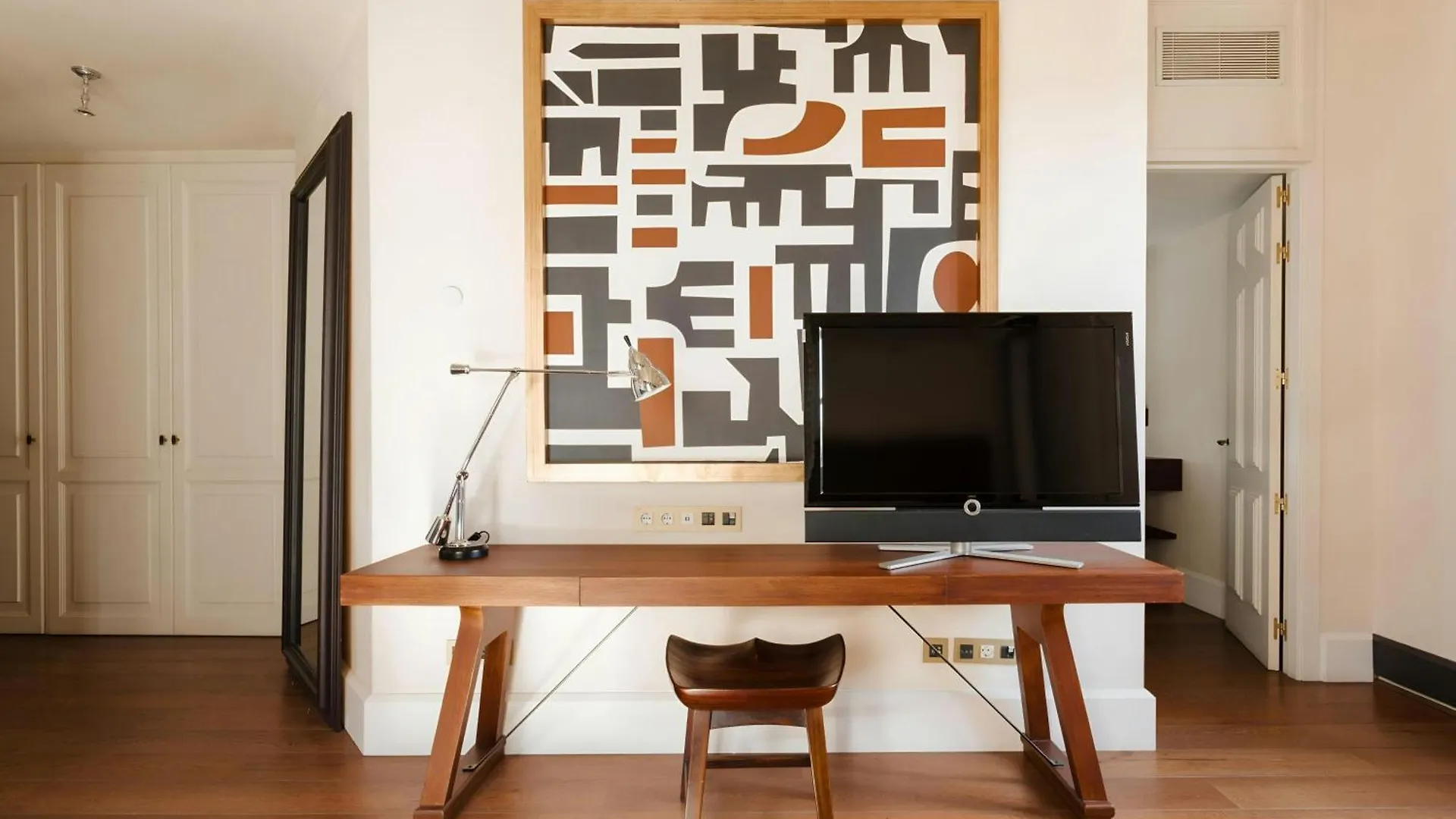 Do Placa Reial Hotel Gothic Quarter, Sonder By Marriott Bonvoy Barcelona